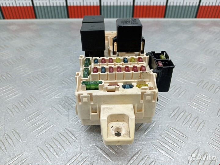 Блок комфорта для Mitsubishi Galant 8 MR405891