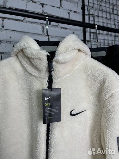 Куртка барашка Nike swoosh