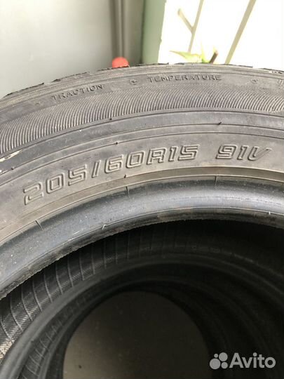 Dunlop Axiom Plus 205/60 R15 29V