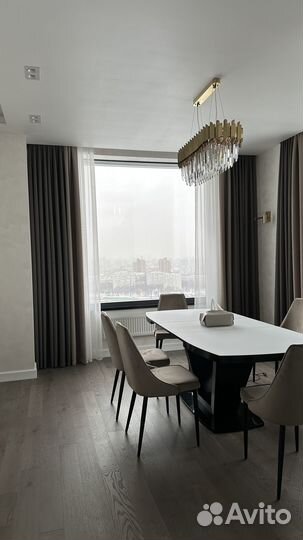 Дизайнерские шторы в гостиную