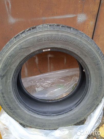 Dunlop D87M 225/65 R17