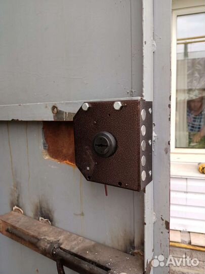 Аварийное вскрытие замков