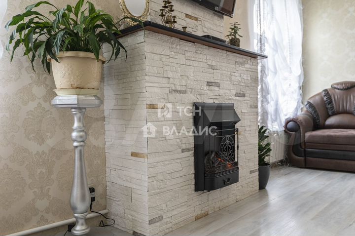 Дом 158 м² на участке 7 сот.