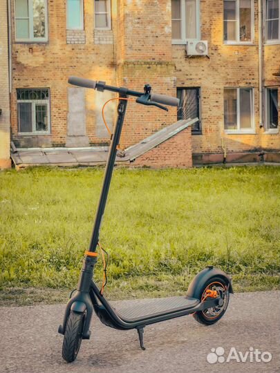 Электросамокат Ninebot kickscooter F40