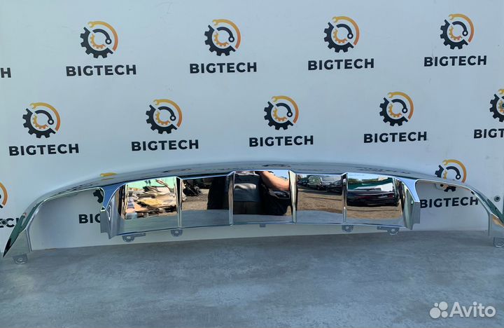 Накладка бампера Mercedes X204 A2048857423