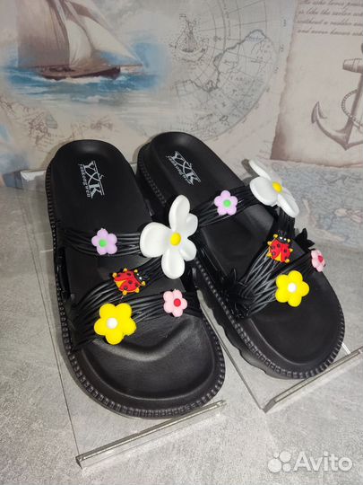 Тапочки женские