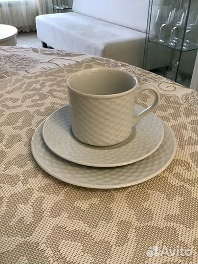 Чайная пара и тарелка под десерт