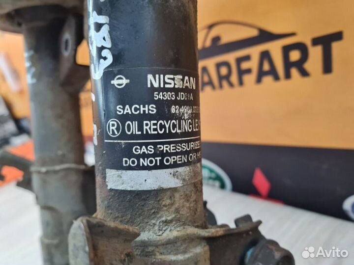 Амортизатор передний Nissan Qashqai J10 HR16DE