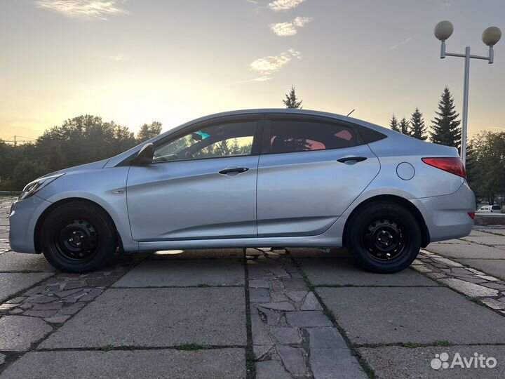 Hyundai Solaris 1.6 AT, 2012, 199 000 км