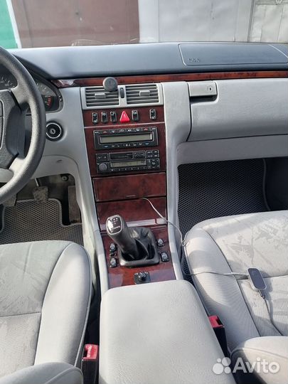 Mercedes-Benz E-класс 2.3 МТ, 1997, 400 000 км