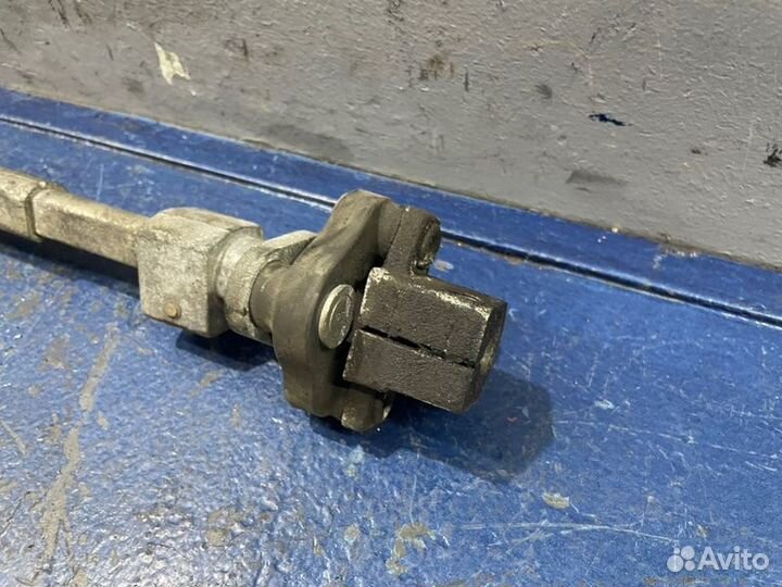 Рулевой карданчик Cadillac Cts 2 07-14 Гг