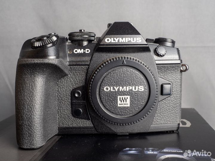 Фотоаппарат Olympus OM-D E-M1 Mark II body