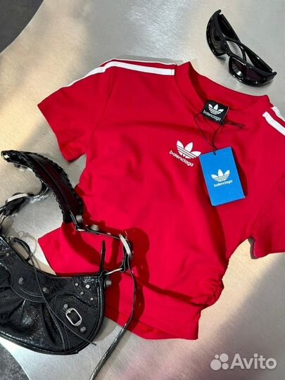 Футболка Adidas x Balenciaga 2 цвета