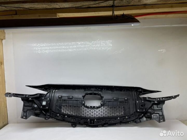Решетка радиатора Mazda Cx-5 2021