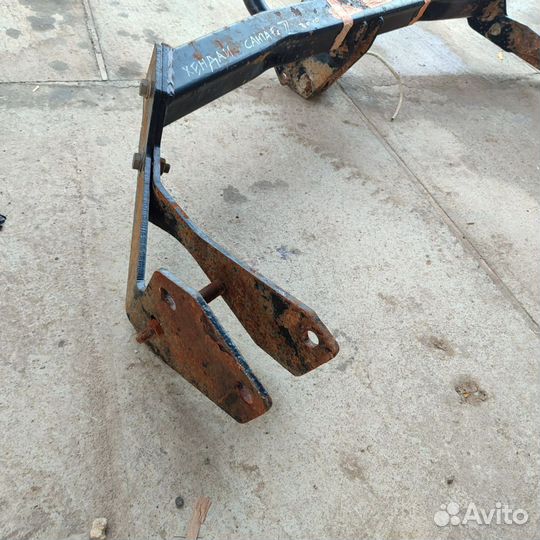 Фаркоп на hyundai santa fe 2