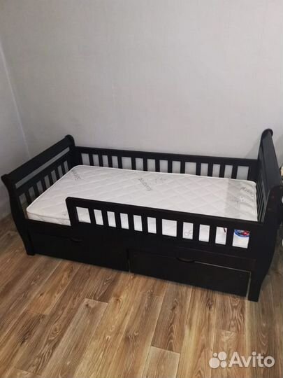 Детская кровать из массива сосны 