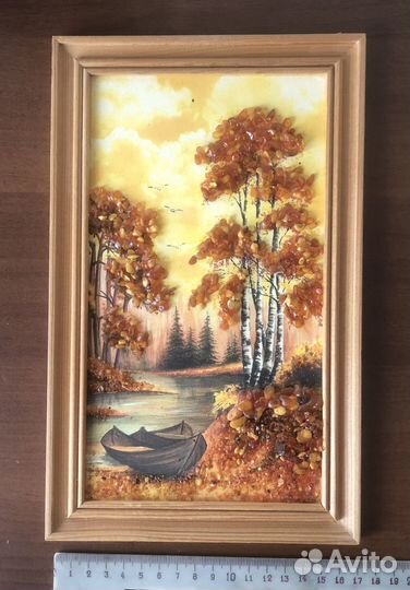 Картина с янтарем