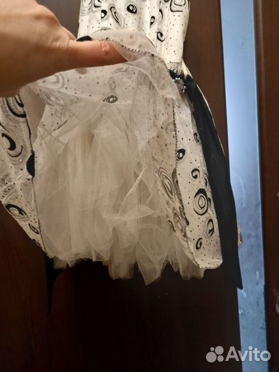 Платье праздничное