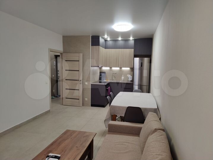 2-к. квартира, 52 м², 10/12 эт.