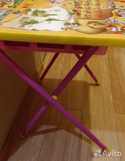 Детский стол