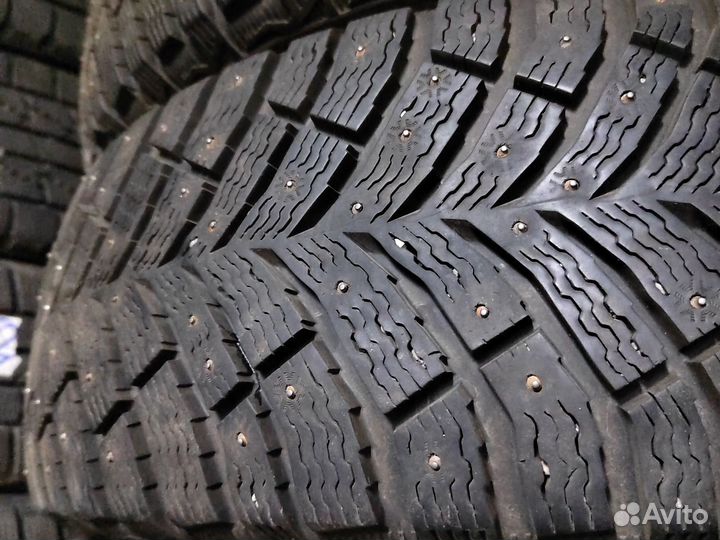 Michelin X-Ice North 4 SUV 215/60 R17