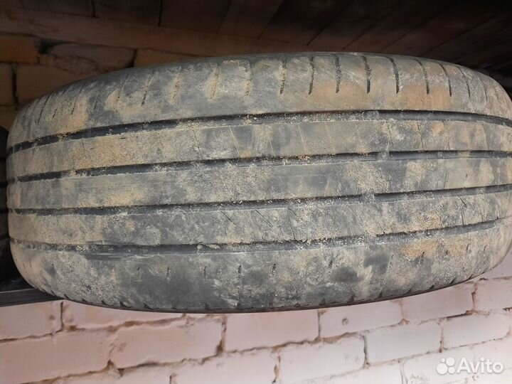 Bridgestone Alenza 001 215/65 R16
