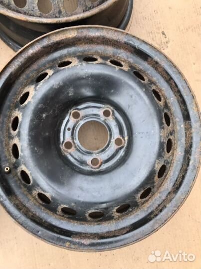 Комплект дисков R16 на Ниссан Кашкай (150)