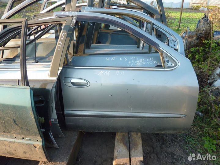 Nissan maxima a33 дверь передняя правая