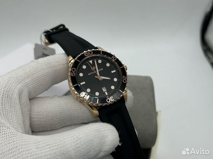 Наручные часы женские Michael Kors MK6852