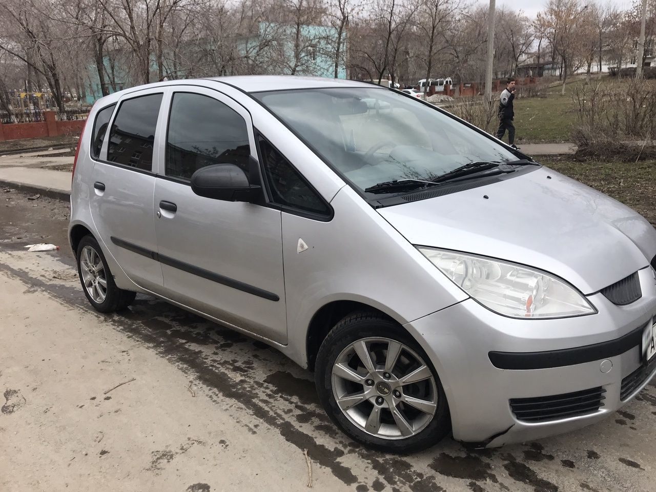 Mitsubishi Colt: фото владельца
