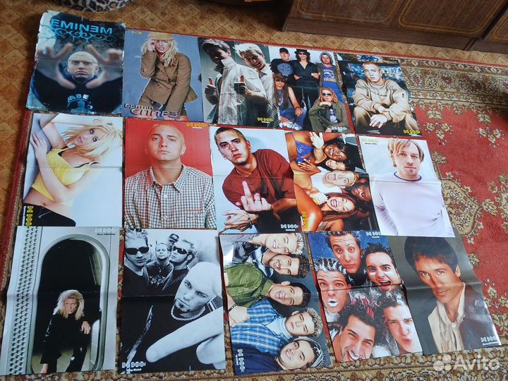 Отдам плакаты