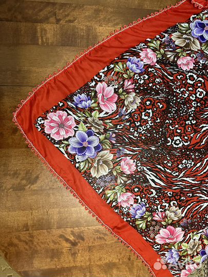 Платки хб с шелковой вышивкой