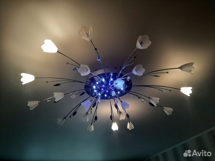 Люстра потолочная