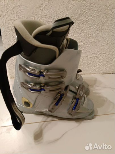 Горнолыжные ботинки 40 и 46 размеры