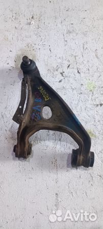 Рычаг задний верхний левый 20252FG010