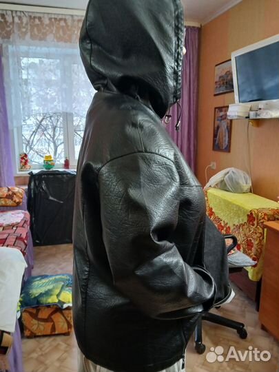 Куртка кожаная женская