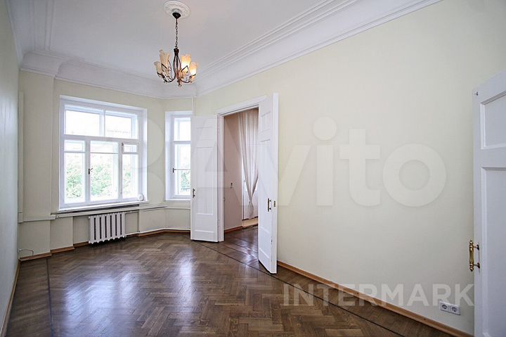 5-к. квартира, 167 м², 4/7 эт.