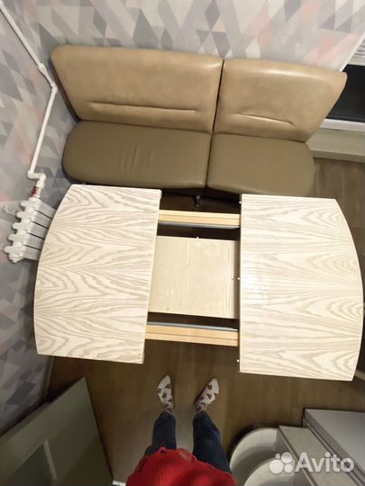 Стол обеденный раздвижной 136х75 см