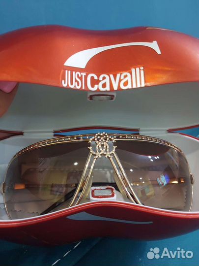 Солнцезащитные очки