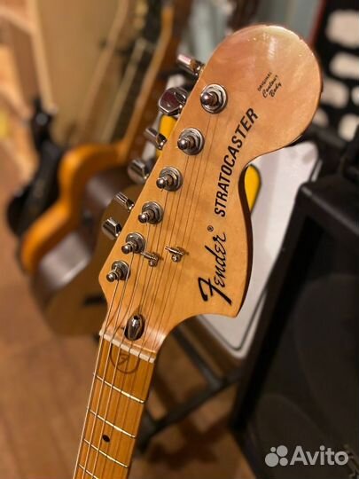 Fender stratocaster japan