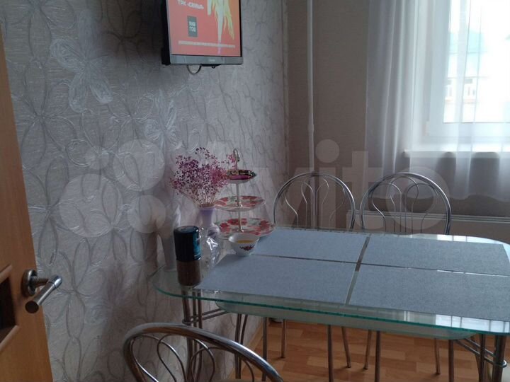 2-к. квартира, 53 м², 2/9 эт.