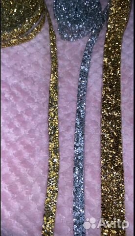 Стразовая лента продаётся метражом,цена за метр