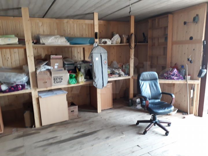 Гараж, > 30 м²