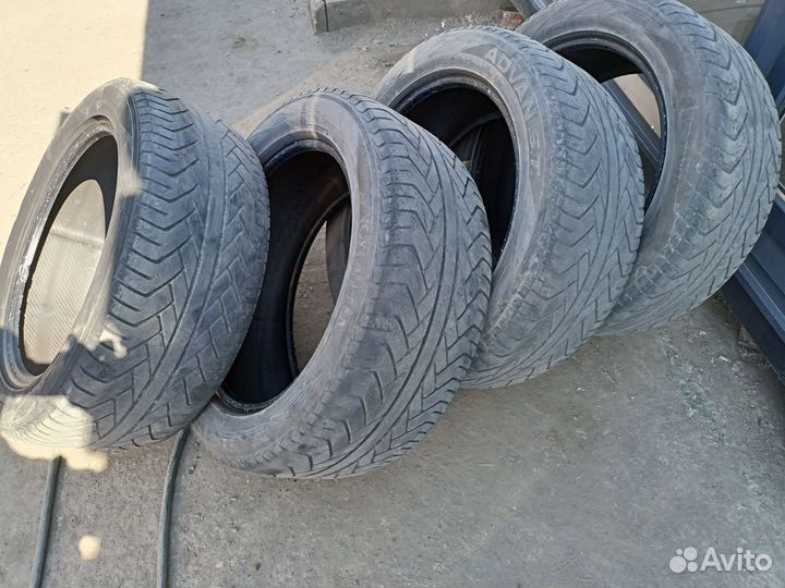 Yokohama Advan S/T V801 265/50 R20