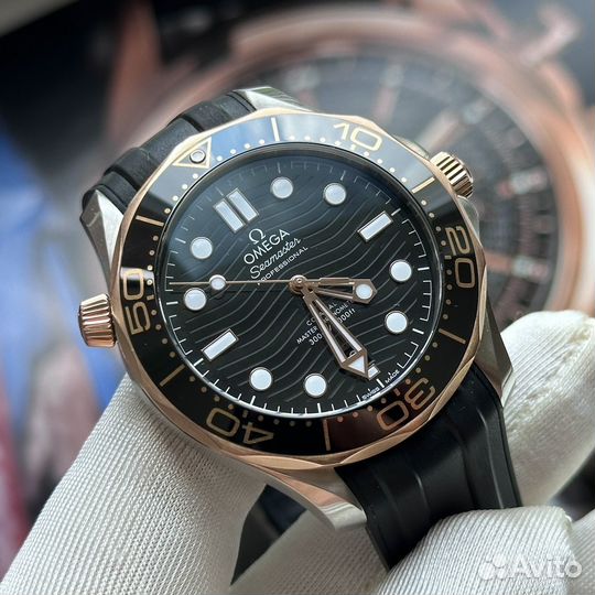 Omega Seamaster Diver. 42mm. Sedna. 2022г