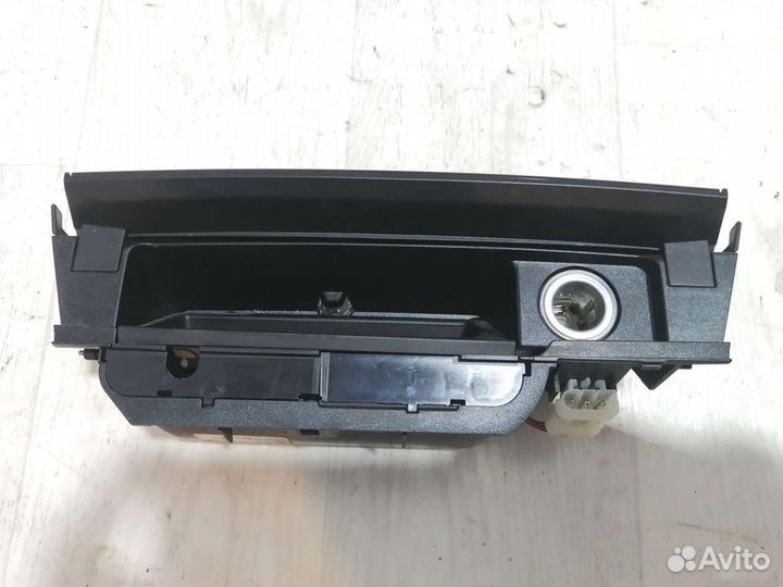Пепельница передняя Bmw 7 F01 2008-2012