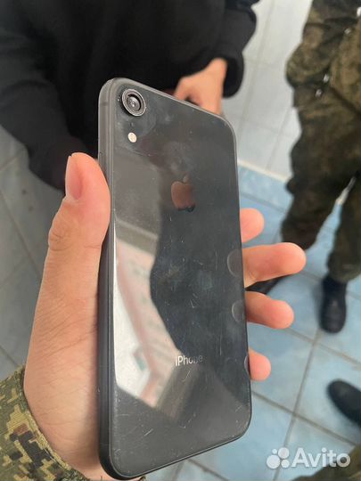 iPhone Xr, 64 ГБ