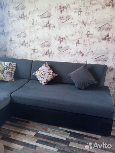 Угловой диван-кровать хороший