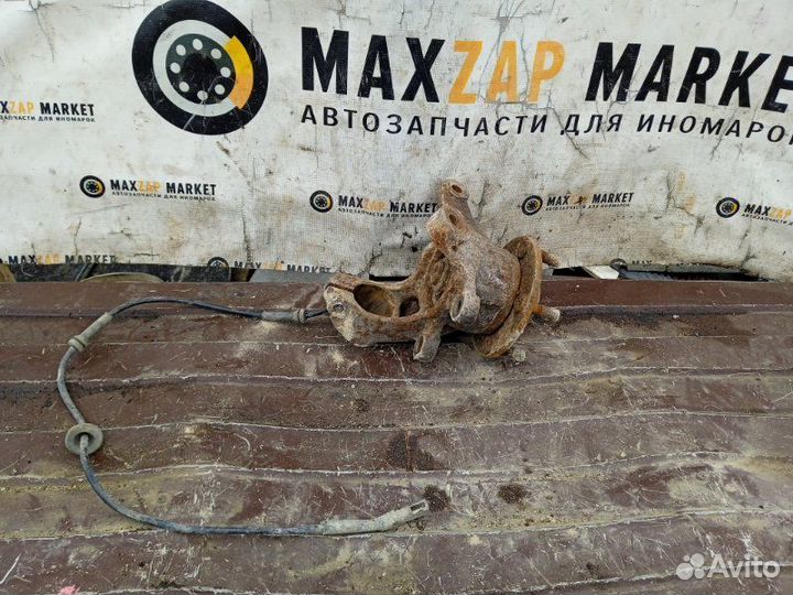 Кулак поворотный Ford Scorpio 2.0 1988 перед. лев