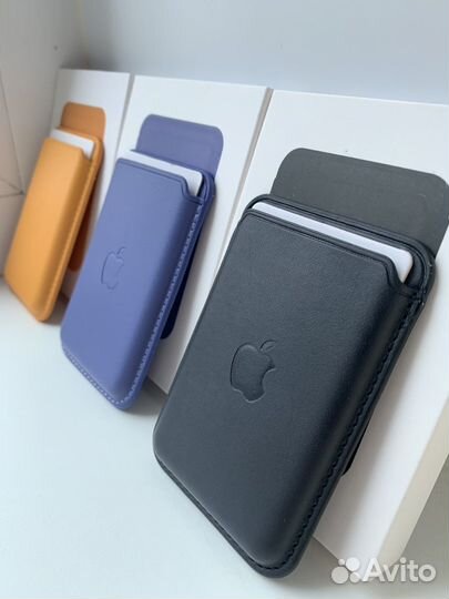 Apple leather wallet magsafe